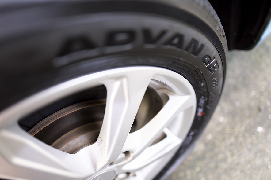 アドバンデシベル